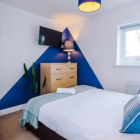 Newhall Road - 4 Bedroom Chester Home - Parking Wervin Ngoại thất bức ảnh