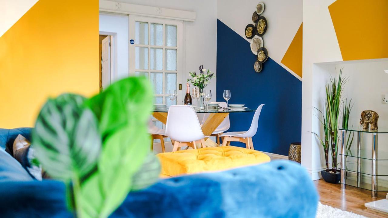 Newhall Road - 4 Bedroom Chester Home - Parking Wervin Ngoại thất bức ảnh