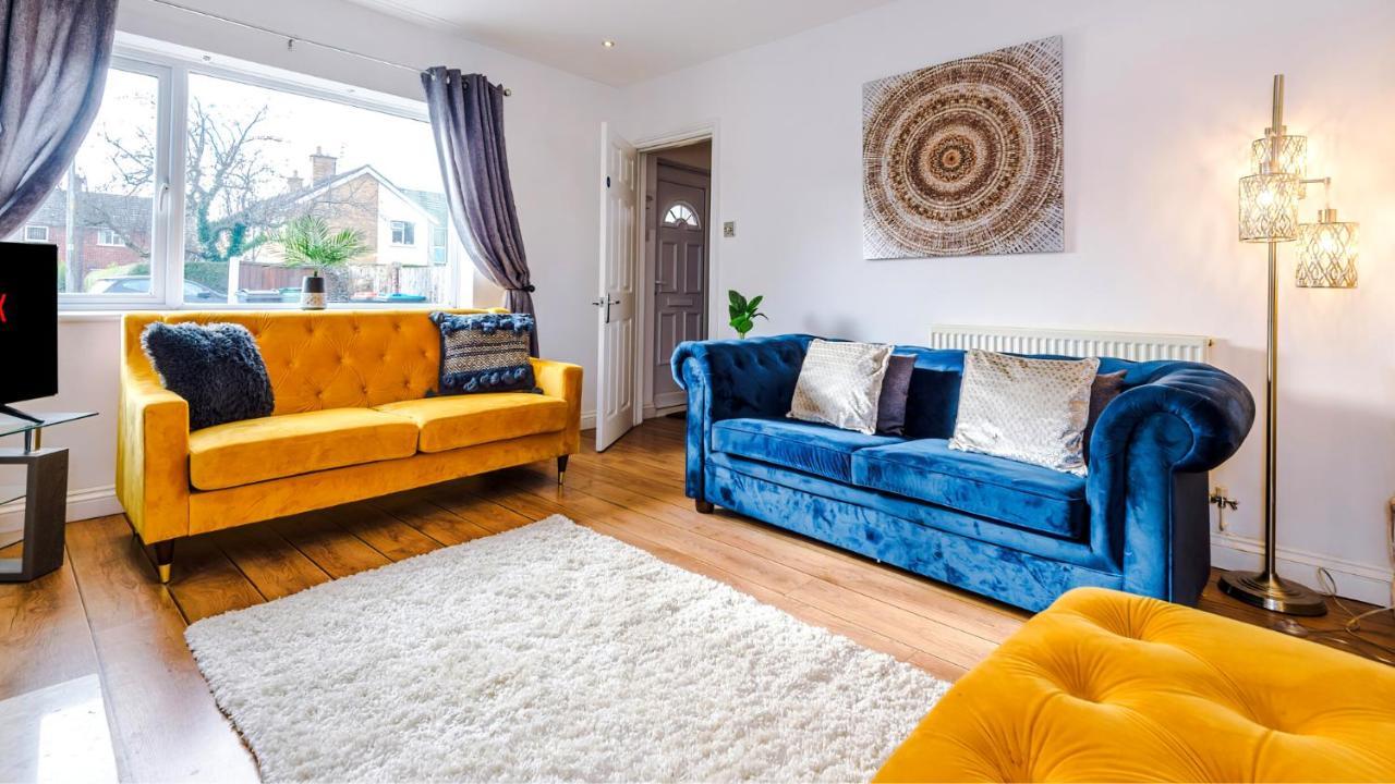 Newhall Road - 4 Bedroom Chester Home - Parking Wervin Ngoại thất bức ảnh